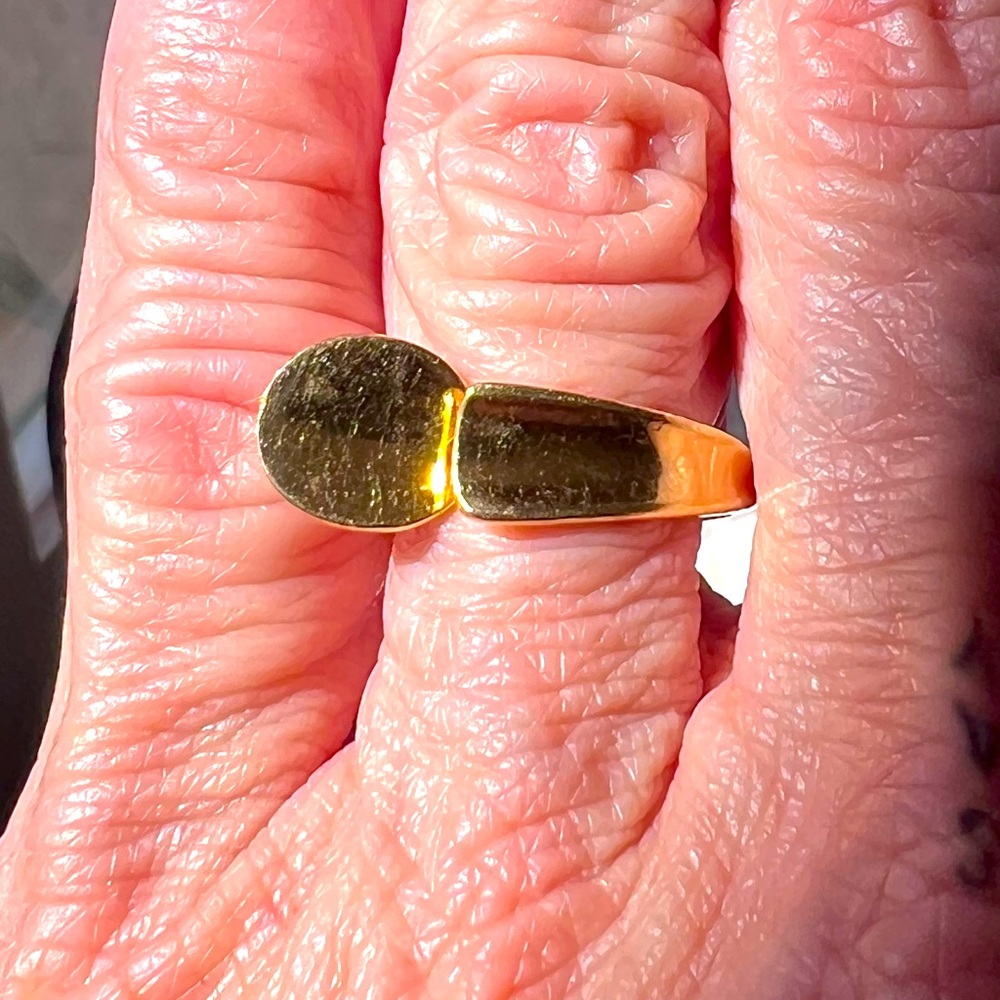 18k yellow gold vintage nail ring